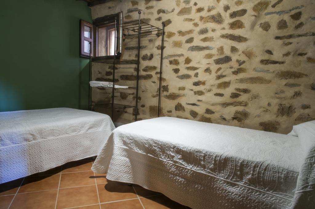 Molino Del Medio Guest House Robledillo De Gata Exterior foto