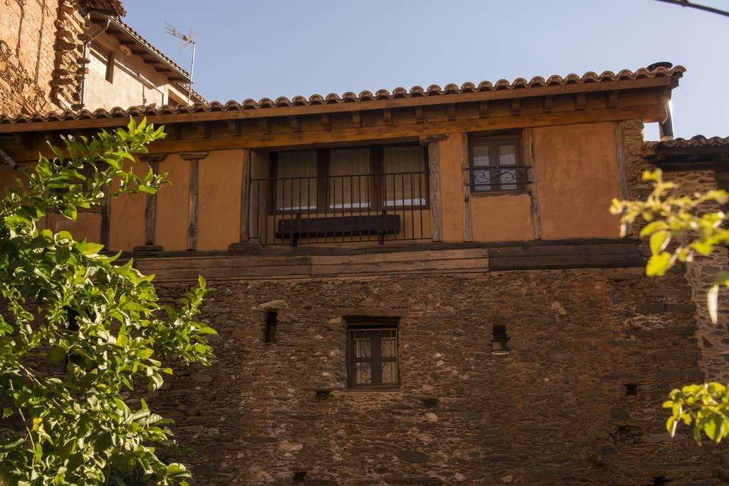 Molino Del Medio Guest House Robledillo De Gata Exterior foto